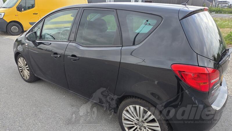 Opel - Meriva - 1.7 CDTI