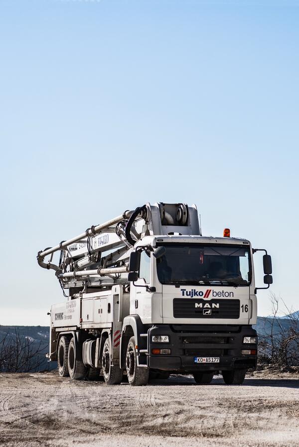 MAN - SCHWING S42SX