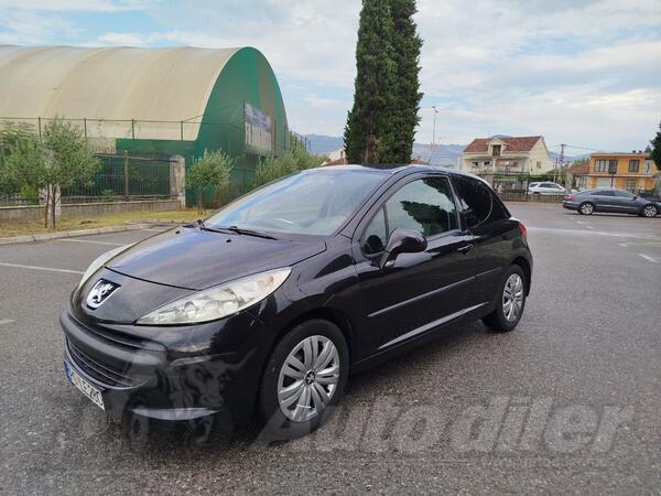 Peugeot - 207 - 1.4 HDI
