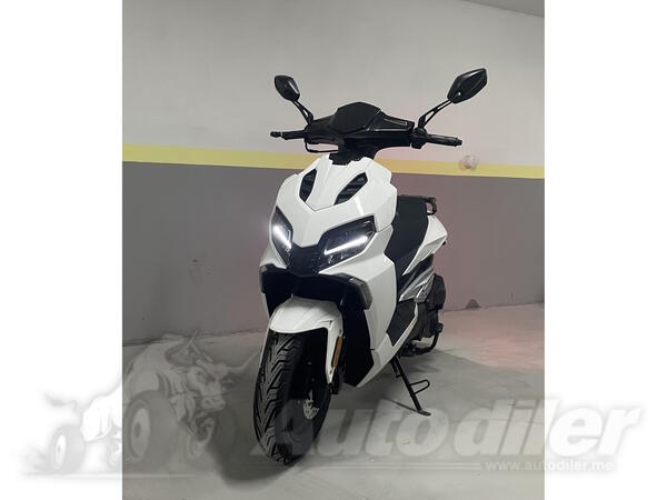 Znen - R9 125 III EFI Euro 5+