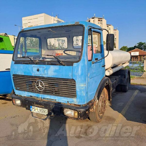 Mercedes Benz - 1317