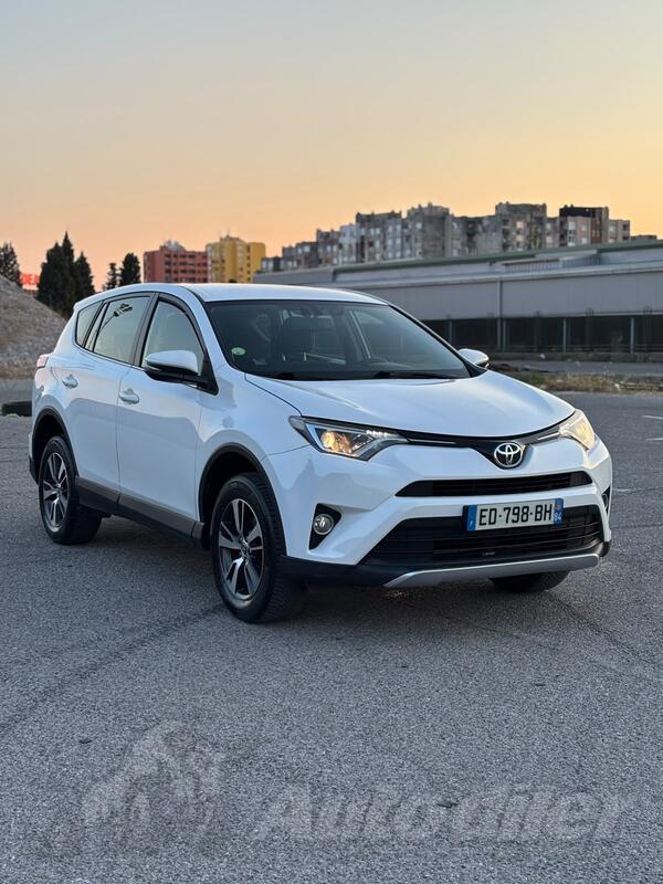 Toyota - RAV 4 - 2.0D4D
