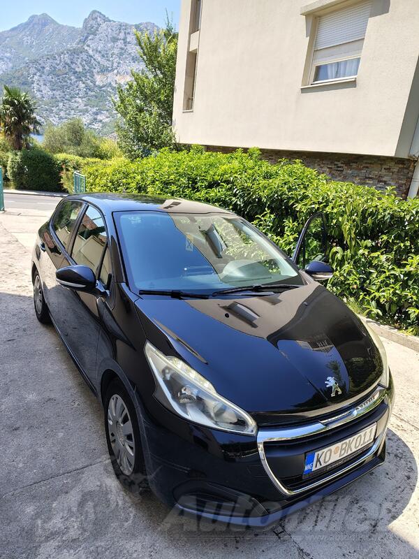 Peugeot - 208 - 208