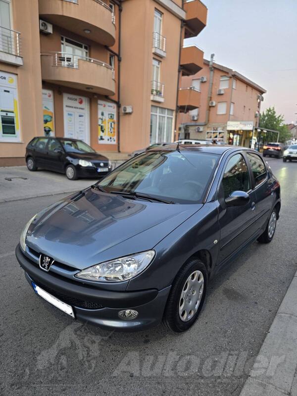 Peugeot - 206 - 1.4 Hdi
