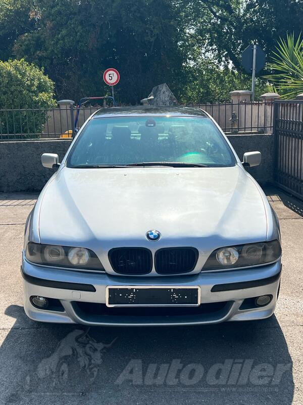BMW - 530 - E39 530d