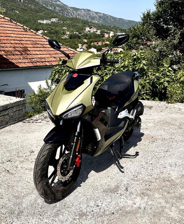 NAS - Nas Mustang 125cc