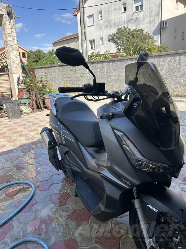 Vespa - nas adv