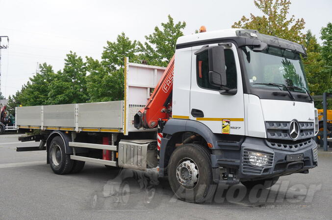 Mercedes Benz - Arocs 1827 4x2 / 70.000 km!!! / Fassi F135A.0.22 Dizalica / Daljinsko Upravljanje...