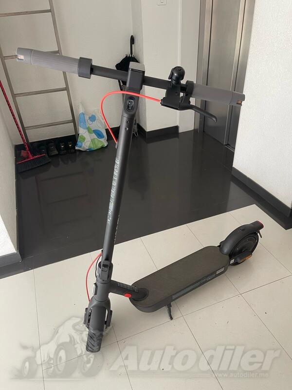 GG - Xiaomi elektricni trotinet 4 pro (2-nd gen)