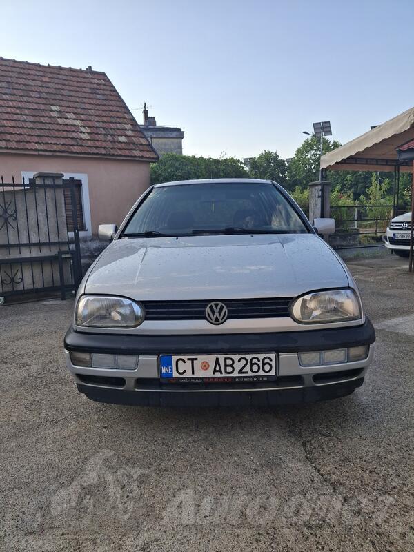 Volkswagen - Golf 3 - 1.4 benz+plin