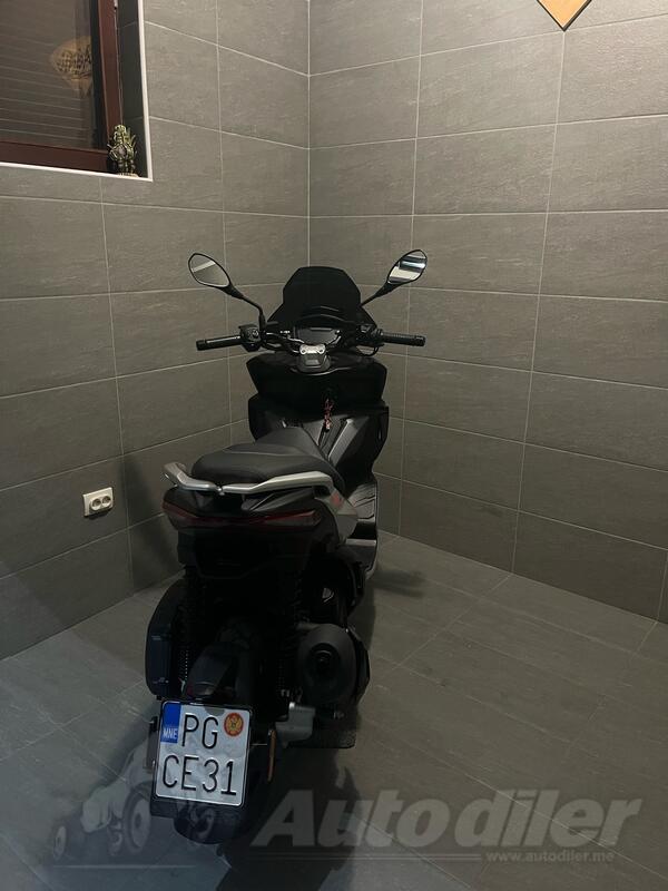 Aprilia - sr gt 200