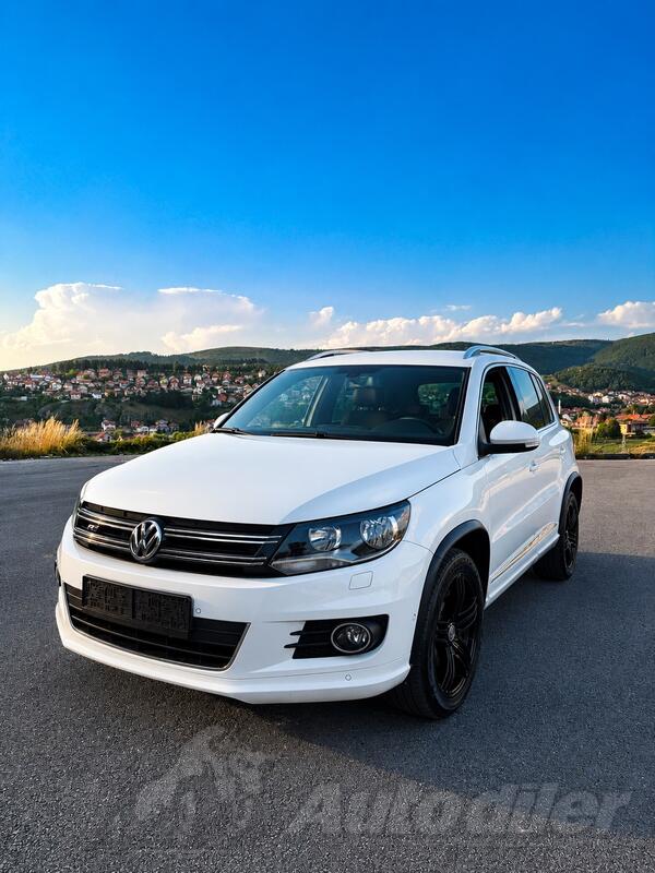 Volkswagen - Tiguan - 2.0 TDI R Line