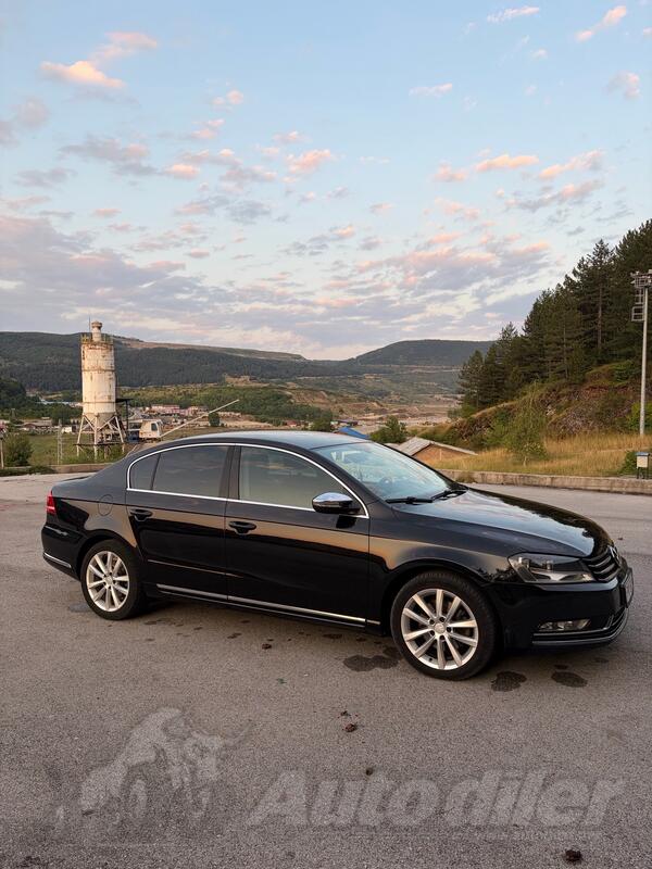 Volkswagen - Passat - 2.0 TDI
