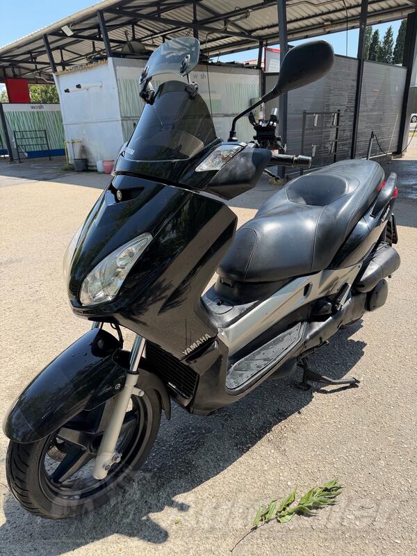 Yamaha - X MAX 250
