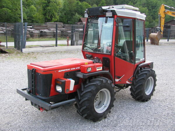 Antonio Carraro - Vinarski Sadjarski komunalni traktor Antonio Carraro SUPERTRACK 5400 HTM