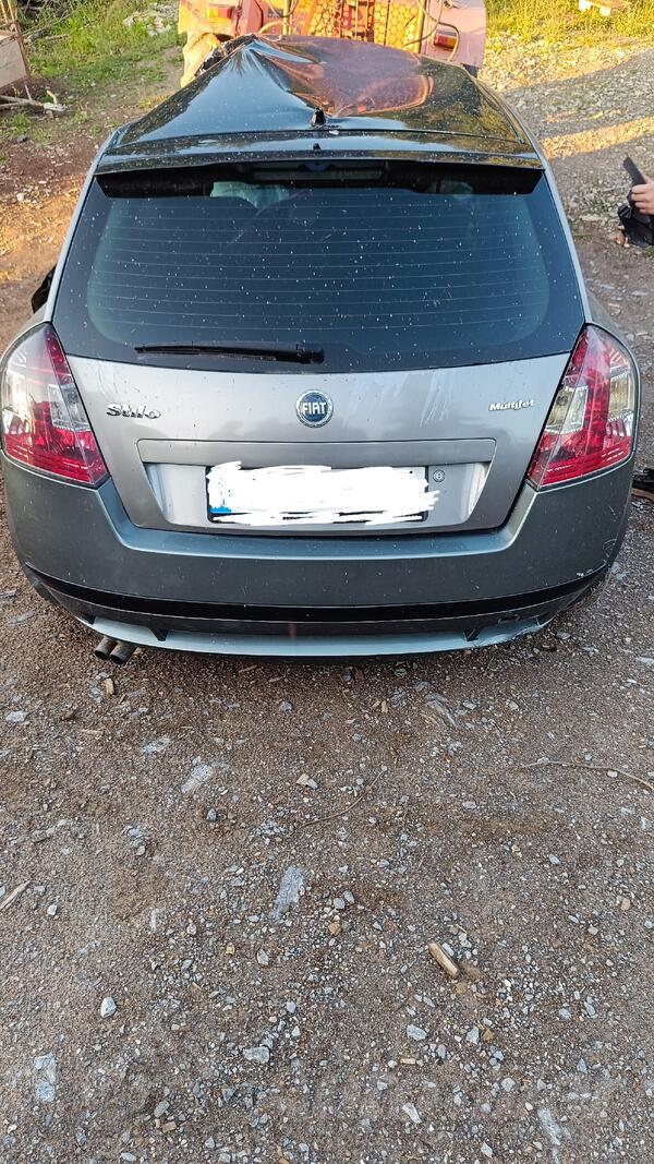 U djelovima Fiat - Stilo 1.9 16v