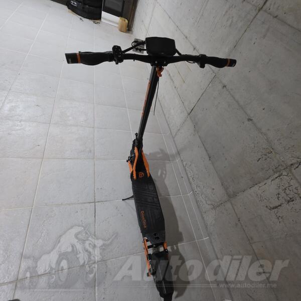 Author - drive tron DT 10 pro dual motor