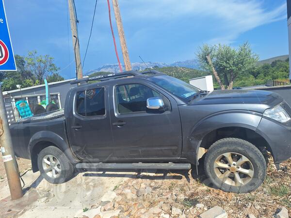 Nissan - Navara - 3.0