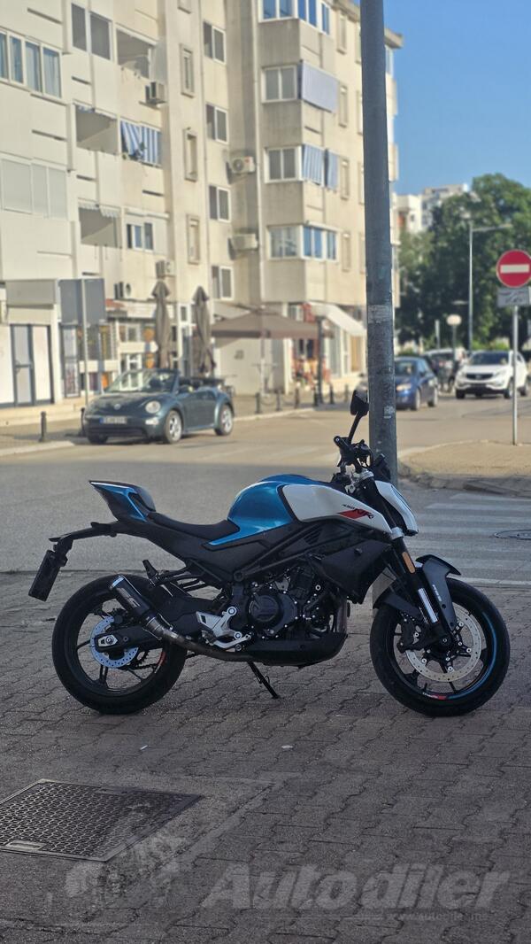 CFMoto - nk450