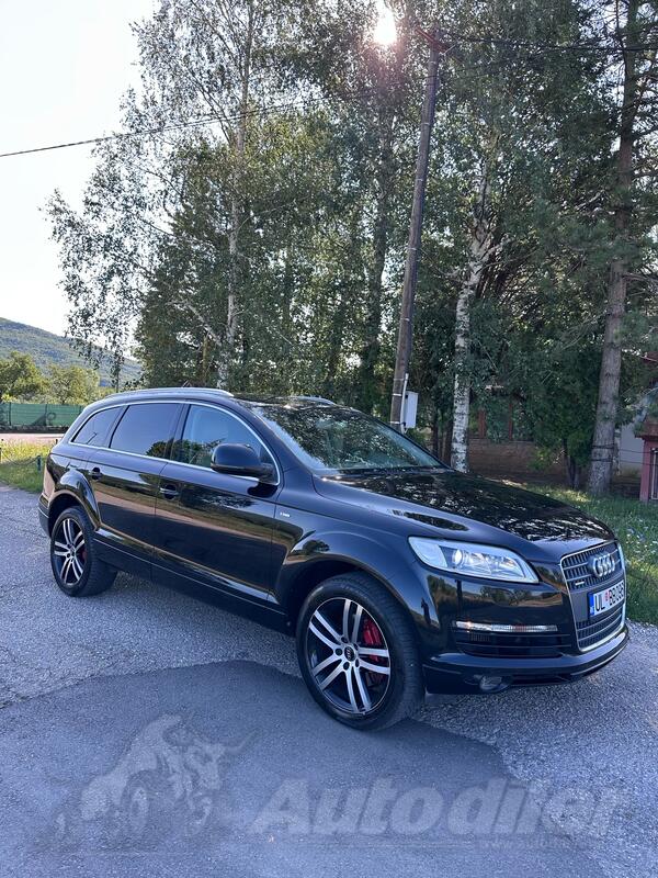 Audi - Q7