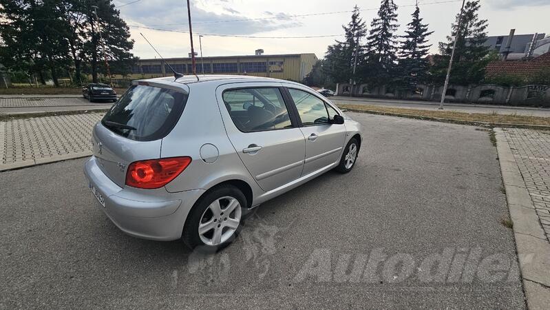 Peugeot - 307 - 2.0hdi 66kw