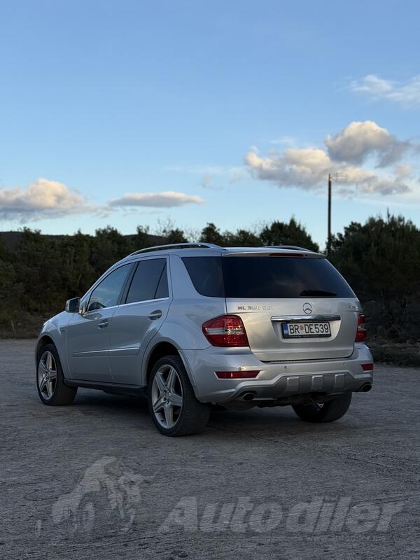 Mercedes Benz - ML 300 - 3.0 CDI
