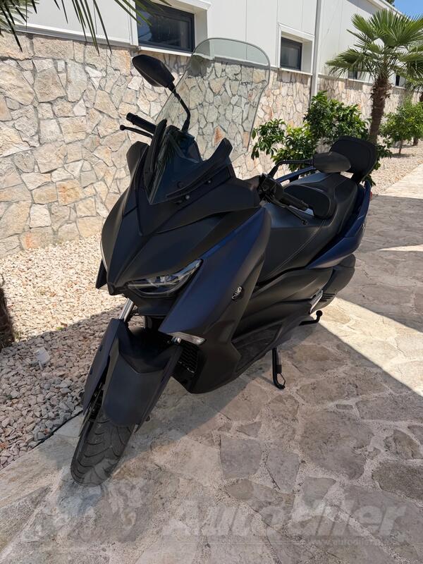Yamaha - X-Max 300