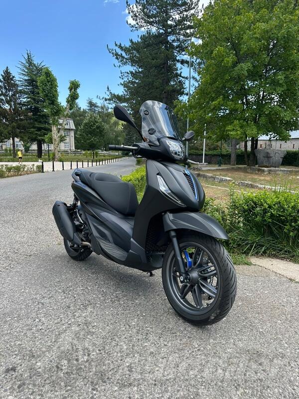 Piaggio - Beverly 310