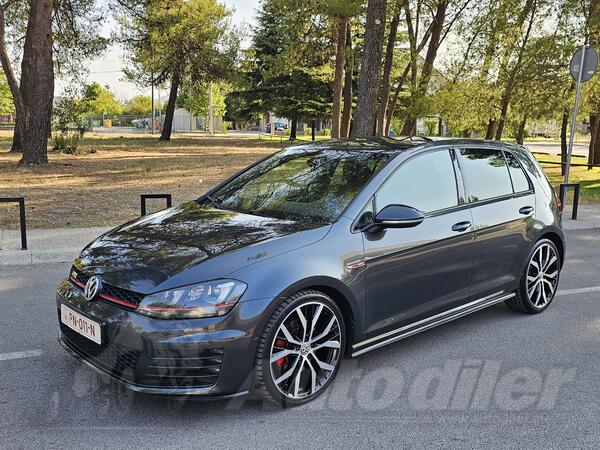Volkswagen - Golf 7 - 2.0 GTI