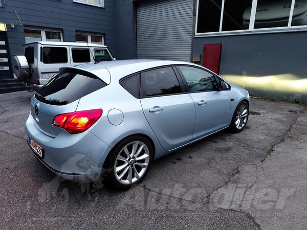 Opel - Astra - 1.6