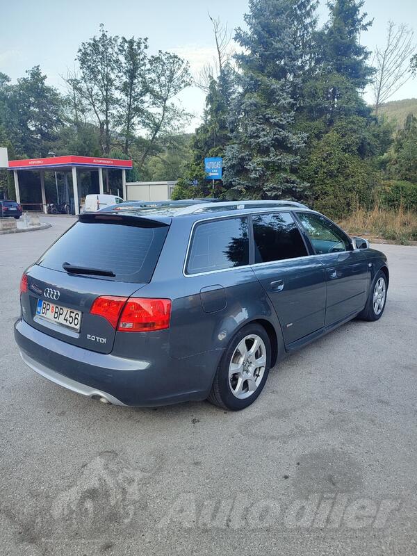 Audi - A4 - 2.0 quattro