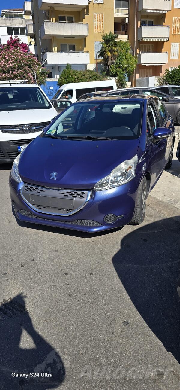 Peugeot - 208 - 1.4 hdi