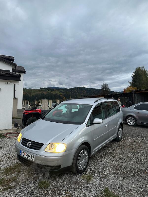 Volkswagen - Touran - 2.0tdi