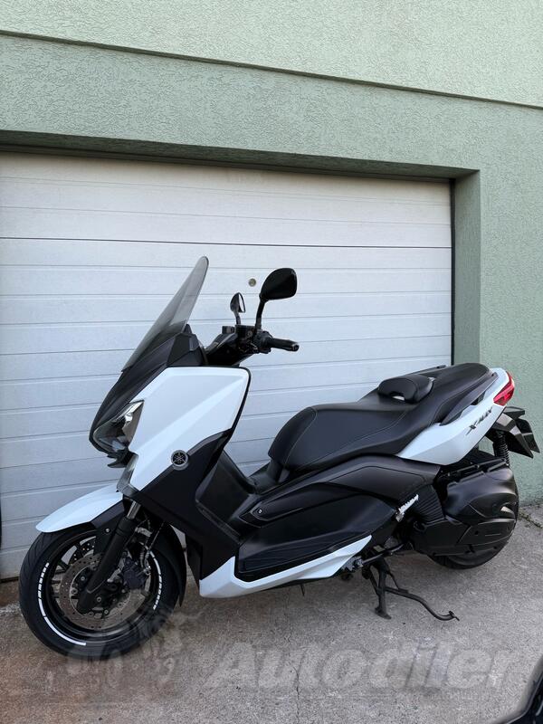 Yamaha - Xmax 400