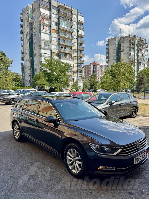 Volkswagen - Passat - 2.0 TDI