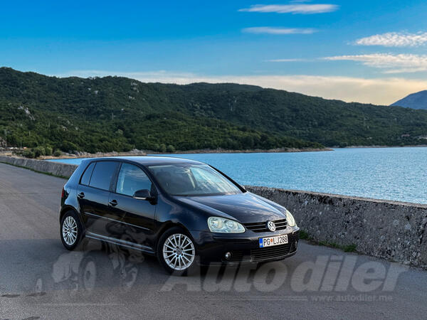 Volkswagen - Golf 5 - 1.9 TDI