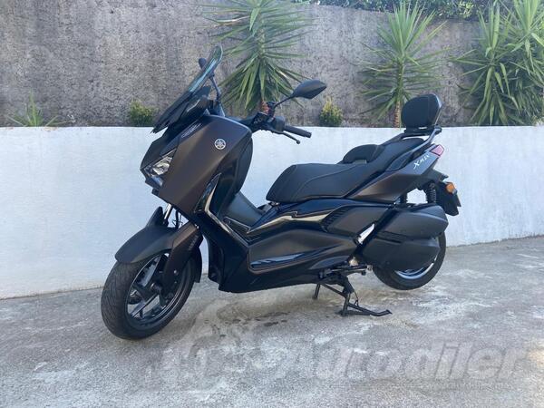 Yamaha - Yamaha XMAX 300 Tech Max