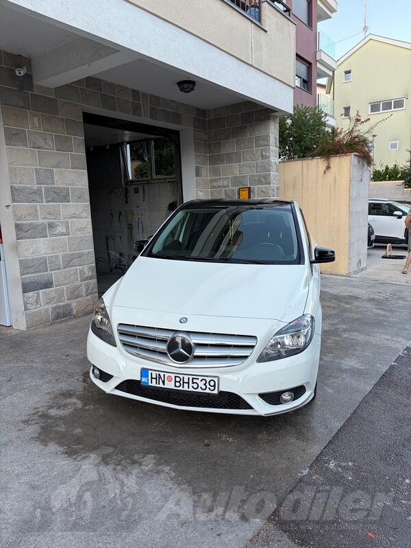 Mercedes Benz - B 180 - 1.5 dci