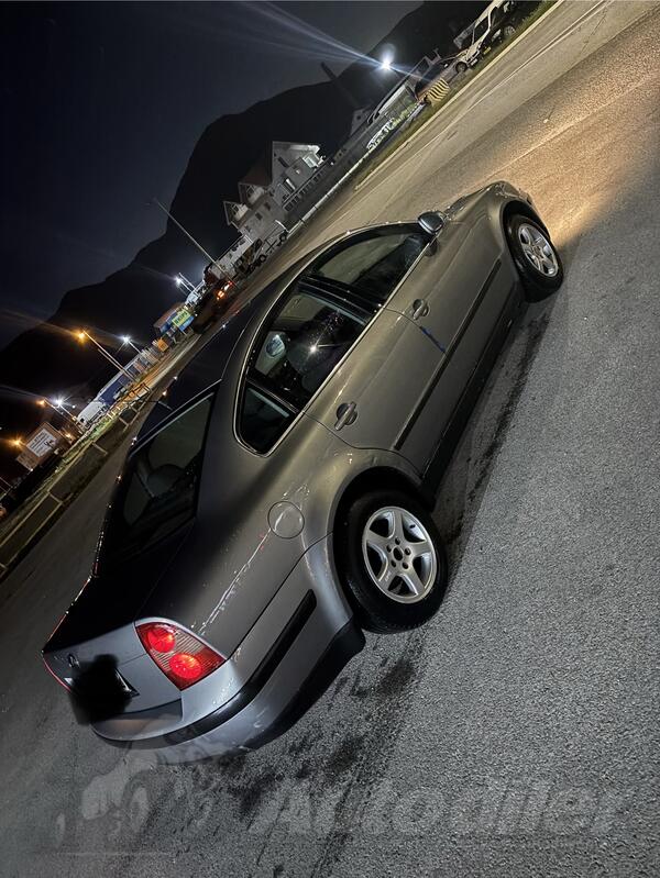 Volkswagen - Passat - 1.9