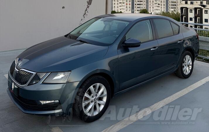 Škoda - Octavia