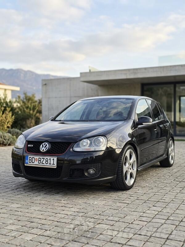 Volkswagen - Golf 5 - 2.0 TDI