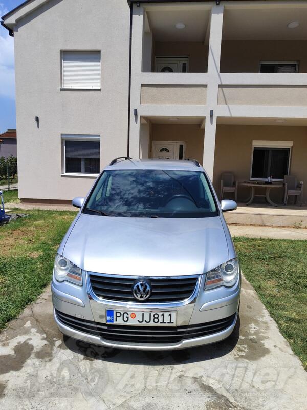 Volkswagen - Touran - 2.0 TDI