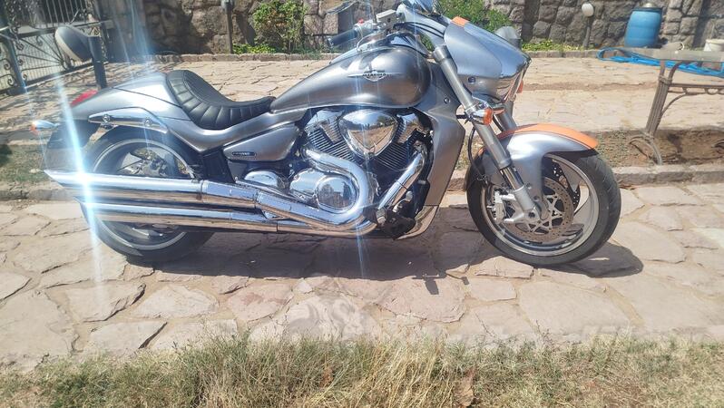Suzuki - intruder 1800cc RR