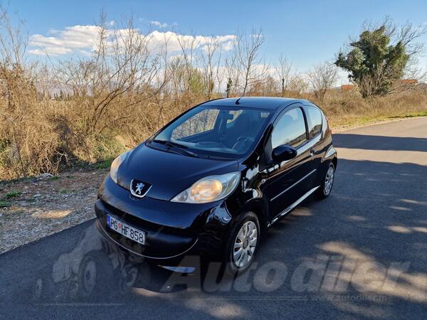 Peugeot - 107 - 1.0