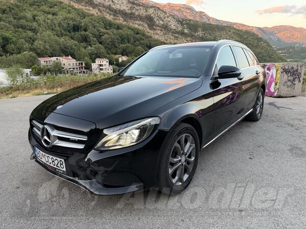 Mercedes Benz - C 180 - MERCEDES BENZ C 180 Bluetec