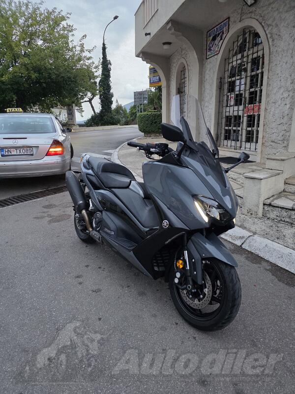 Yamaha - T Max Tech Max