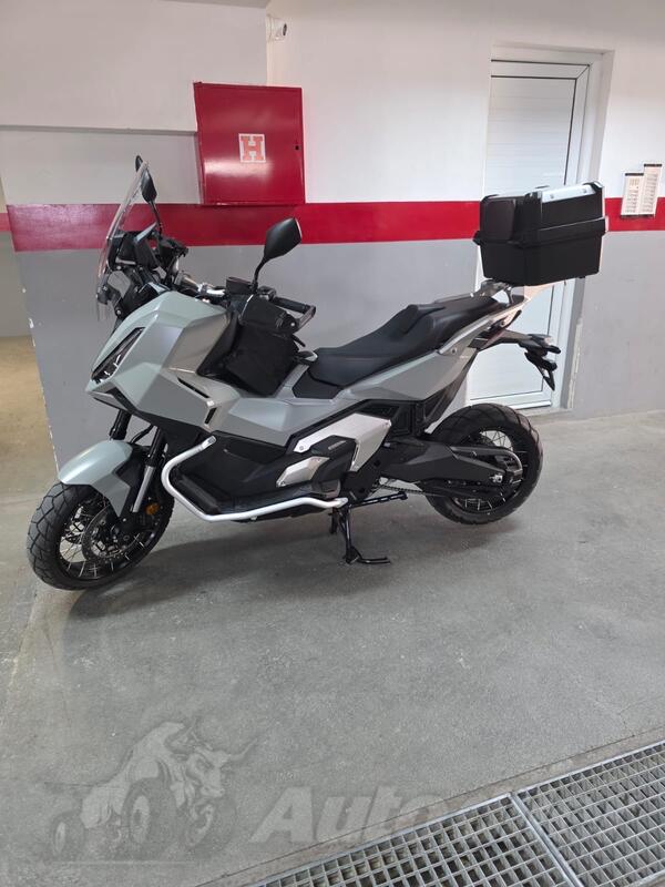 Honda - X-Adv 750