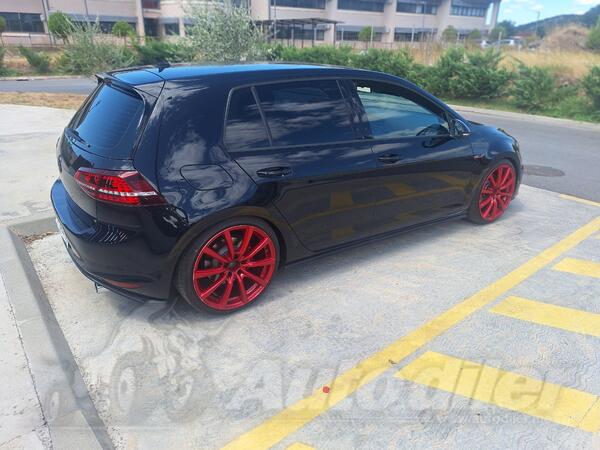 Volkswagen - Golf 7 - GTI