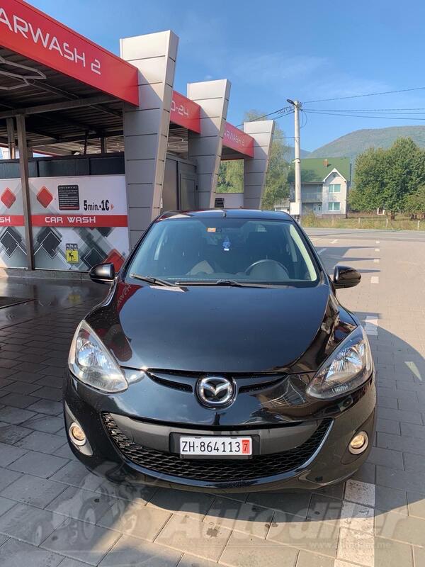 Mazda - 2 - 1,3 Benzin