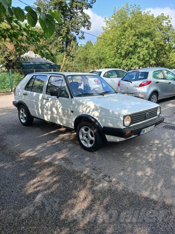 Volkswagen - Golf 2 - 1,6 51kw